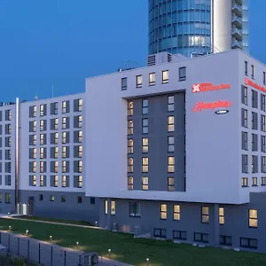 4* מלון Hilton Garden West