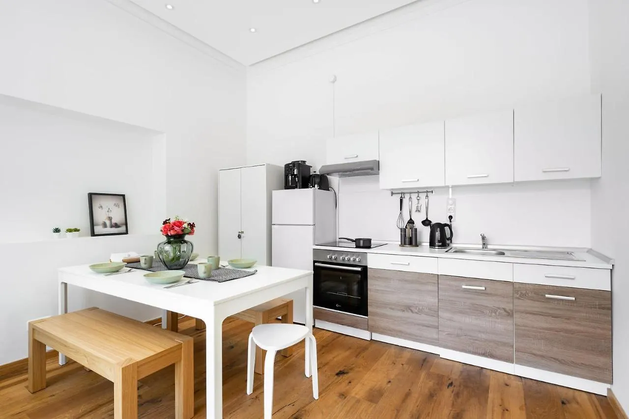 Wiesen Living - Apartment For Up To Twelve People Monachium Niemcy