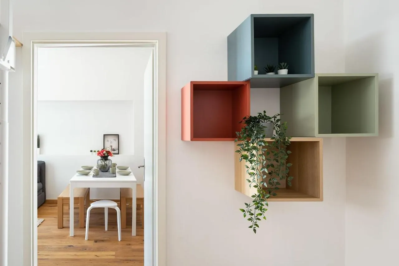Wiesen Living - Apartment For Up To Twelve People Mnichov 0*,  Německo